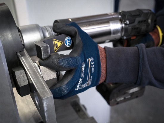 HEICO-LOCK® Reaction Washers significantly reduce the risk of workspace accidents with powered high-torque tools