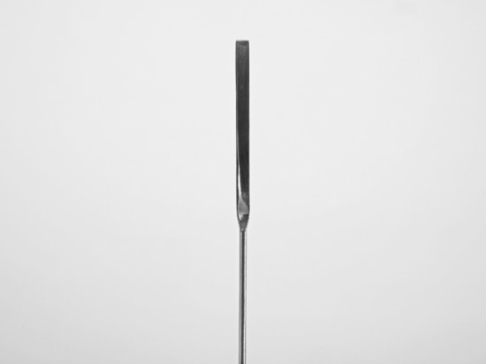 Fine dosing spatula for the smallest sample quantities: Micro powder spatula, angular/half-round shaped, made of stainless steel (Bürkle GmbH)