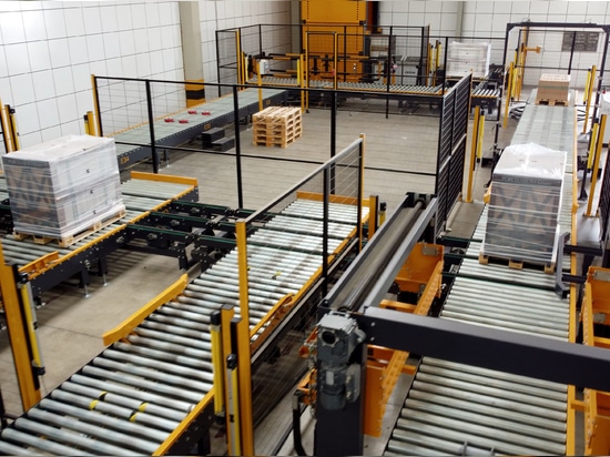 Advanced Logistics line at Porcelanosa Group