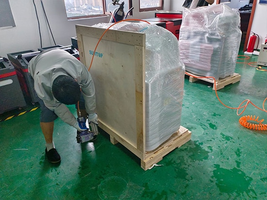 SUNTOP High-Stability 2000W 4-in-1 Laser Welders Shipment to Italy