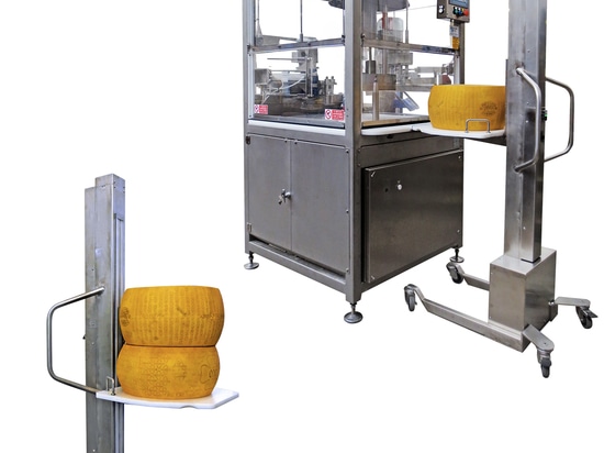 Electronic cheese lifter