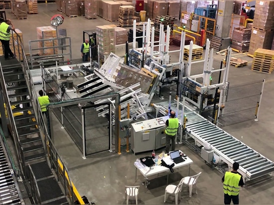 Inline Pallet Inverter at Customer Site
