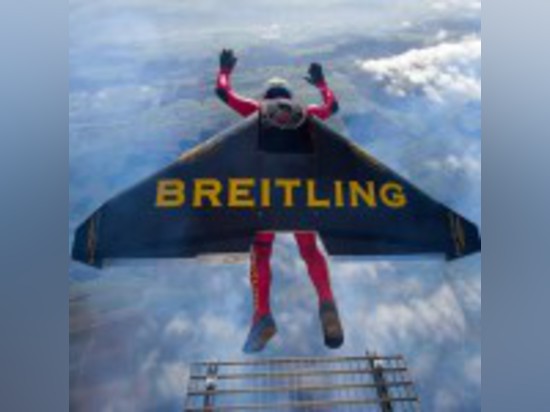 JETMAN BY BREITLING JET TEAM