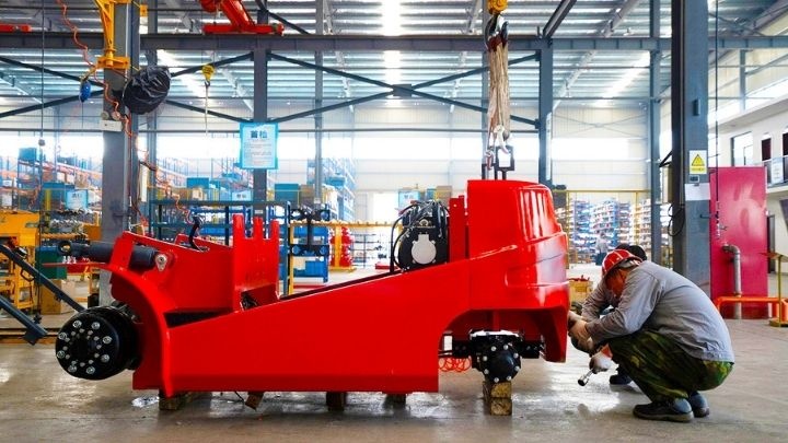 MiMA electric forklift Photo 1