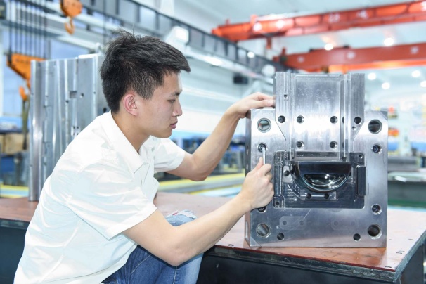 Shenzhen MJX Plastic Mold Co.,Ltd Photo 10