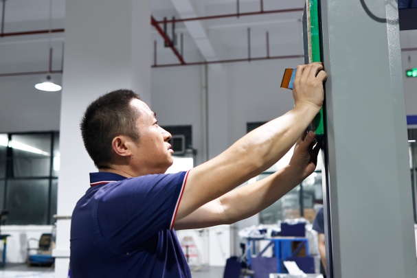 HAIDA EQUIPMENT CO., LTD Photo 6