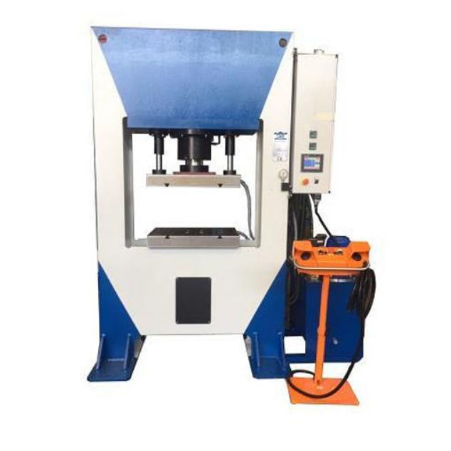 油圧式プレス機 - 3951454 - GMR di Maffi Raimondo Srl - 成形 / 縦型