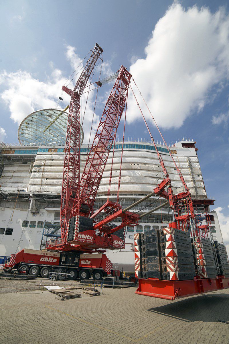 CONRADリープヘルLG1750 LR1750 1/50 Sピポット下部ブーム LIEBHERR LG 1750 lattice boom mobile crane | Modelothek