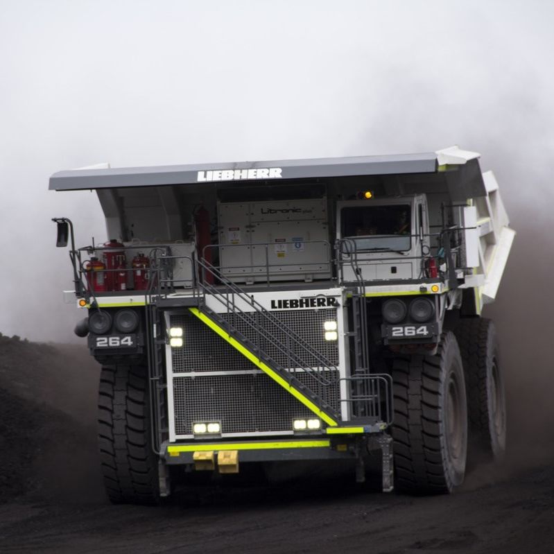 LIEBHERR 1/50 マイニングダンプ 31-Q41ZvmPL._UF894,1000_QL80_.jpg