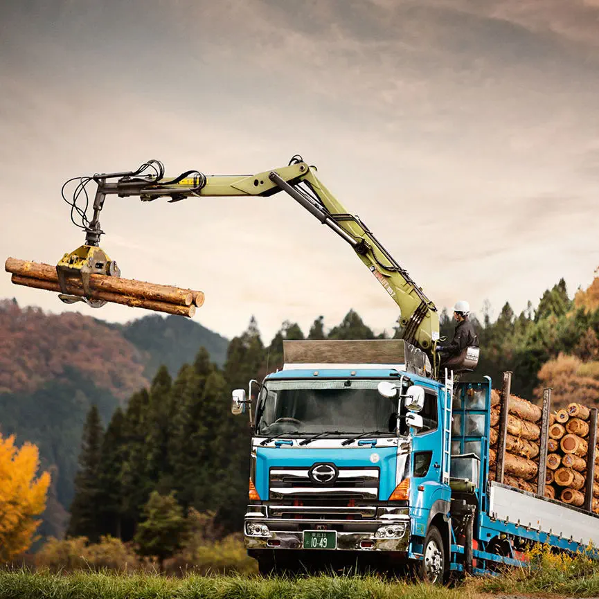 腹ばいトラック 自由自在に曲がる積込機 - 105Z series - Hiab - トラック上