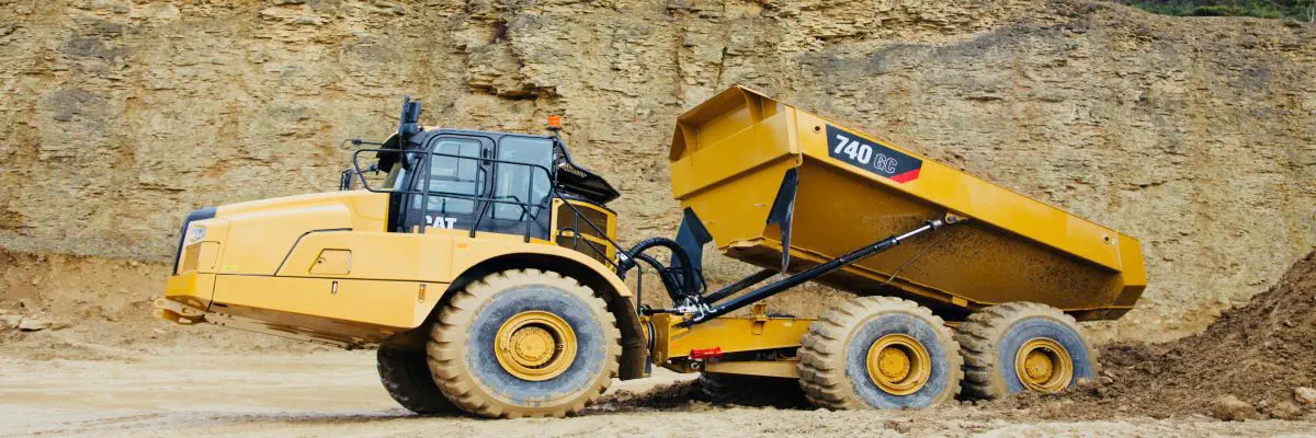 アーティキュレートダンプトラック - 740 GC - Caterpillar Equipment