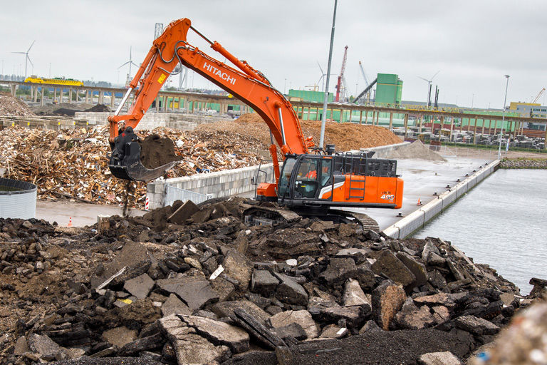大型油圧ショベル - ZX530LCH-7 - Hitachi Construction Machinery 大型油圧ショベル - ZX530LCH-7 - Hitachi Construction Machinery