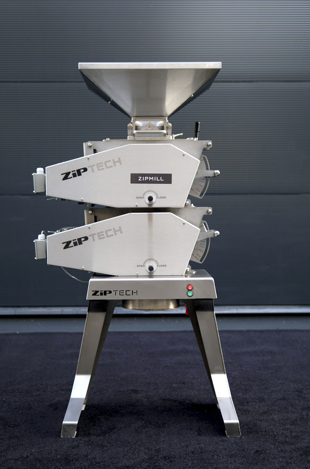 モルト用粉砕機 - ZIPMILL - ZIPTECH LLC - ロ－ラー / 縦型 / 横型