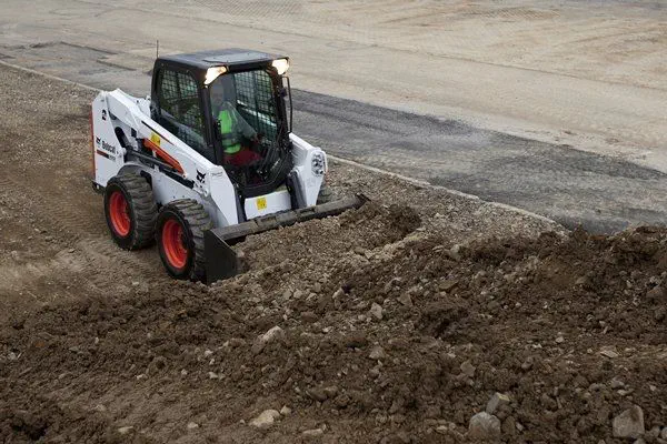 Bobcat スキッドステアローダー スキッドステアローダー｜ボブキャット｜製品案内｜株式会社斗山