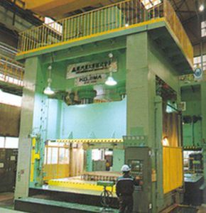 油圧式プレス機 - HDT-1000 - Hyundai Heavy Industries-Robotics System - 液圧成形 / フレーム