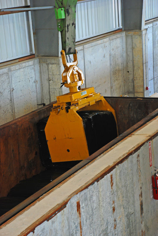 俵用マテリアルハンドリングクランプ - BCG - Builtrite Mfg