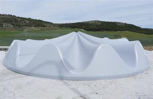 熱可塑性樹脂製カバ