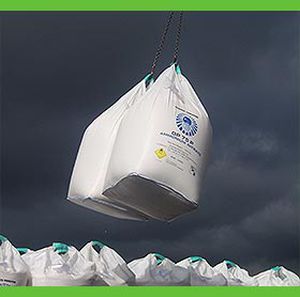 ポリエチレン製ライナー付産業用バッグ（大） 1