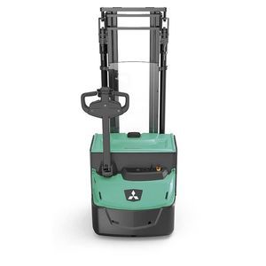 高性能スタッカートラック
