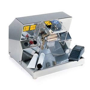 金属チューブ用圧着機