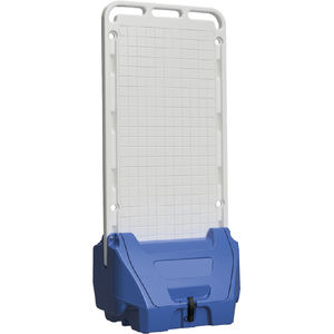 プラスチック製展示棚