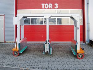 車輪付き運搬機