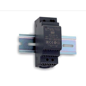 入力電圧範囲　4:1DC/DC 変換器 1