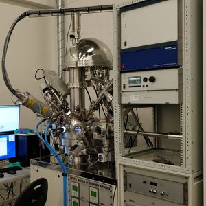 X線光電子分光器 1