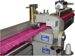 二重環縫いロックスティッチマシン