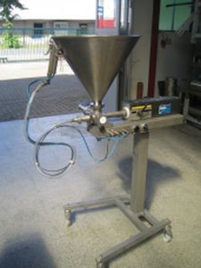液体分注器