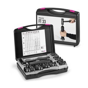 ベアリング用取付具 1
