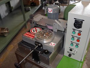 ナイフ用工具用グラインダー