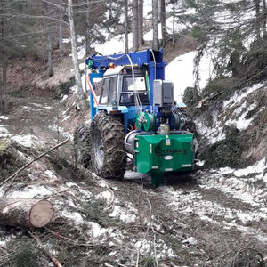 上げ荷・下げ荷兼用集材機