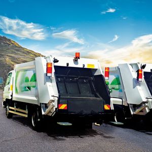 リヤローダーゴミ収集車