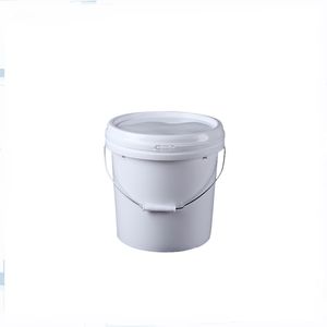 プラスチック製バケツ