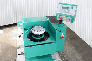 縦向き釣合い試験機