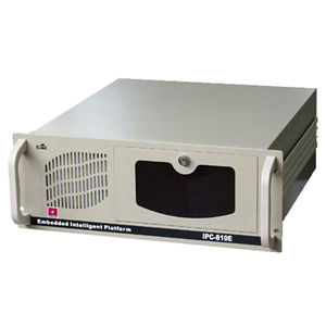 ラックマウントPC 1