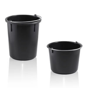 プラスチック製バケツ