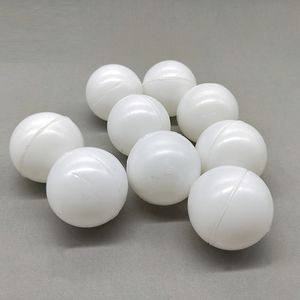 プラスチック製ボール