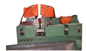 両端繋ぎ溶接機