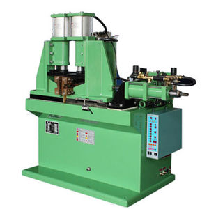 両端繋ぎ溶接機