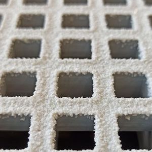 ガラス繊維強化ポリエステルグレーチング