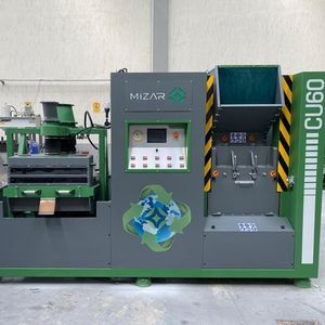 ケーブル粉砕機