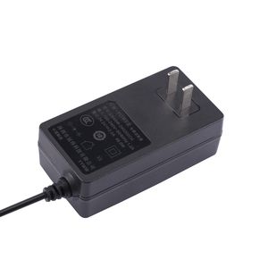 プラグイン電源