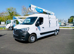 ワゴン車搭載伸縮ブーム型高所作業車