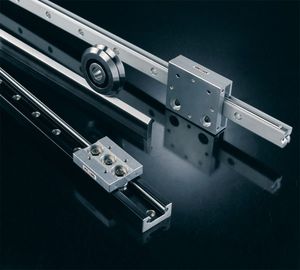 線形ガイド送電レール