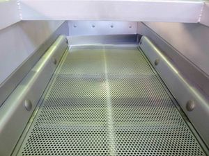 湿潤式選別ふるい機