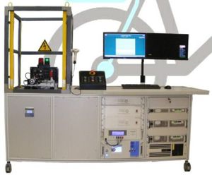 電気動力計試験用ベンチ