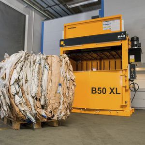ダンボール紙用梱包機
