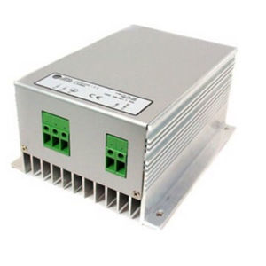 シャシー取り付け式DC/DC 変換器